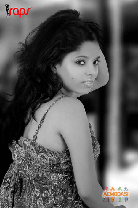 Nikki   photo №33150. Uploaded 07 December 2015