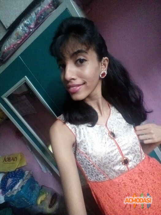 Shreya ghadge Pramod Ghadge photo №80494. Uploaded 19 October 2016