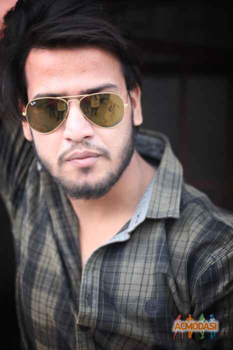 Sushil   photo №46712. Uploaded 17 February 2016