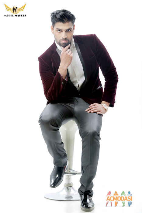 Akshay Kumar Gautam photo №106896. Uploaded 24 June 2017