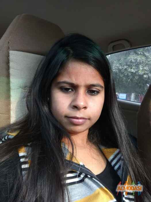 Smriti  Gangwar photo №101719. Uploaded 20 April 2017