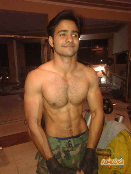 AKASH  SINGH photo №73018. Uploaded 27 August 2016