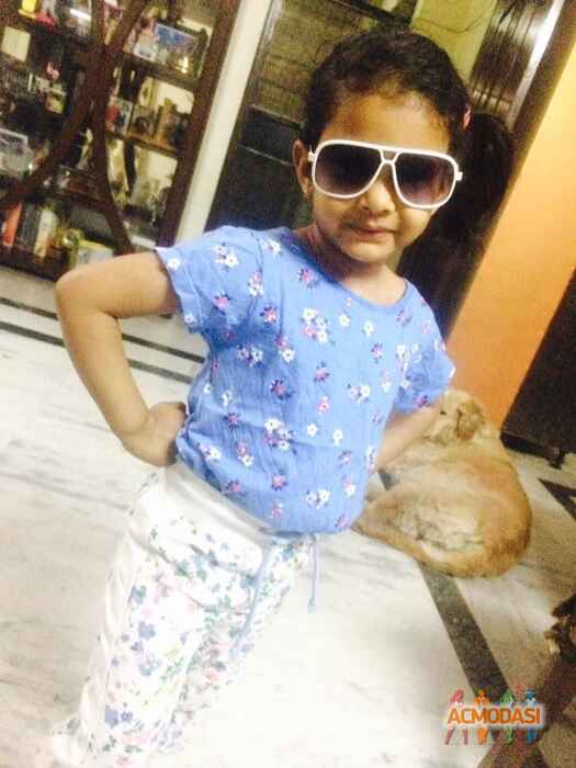 Kyra  Mukherjee photo №52195. Uploaded 29 March 2016
