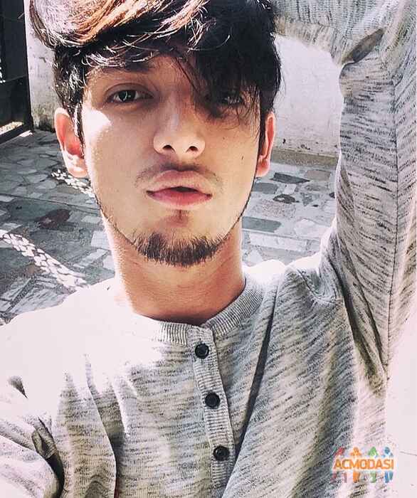 Pratik  Aswal photo №88860. Uploaded 24 December 2016