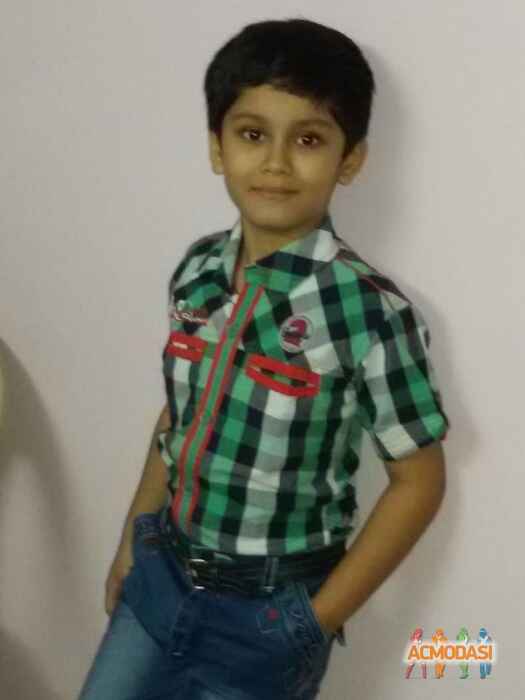 shlok   photo №40079. Uploaded 12 January 2016