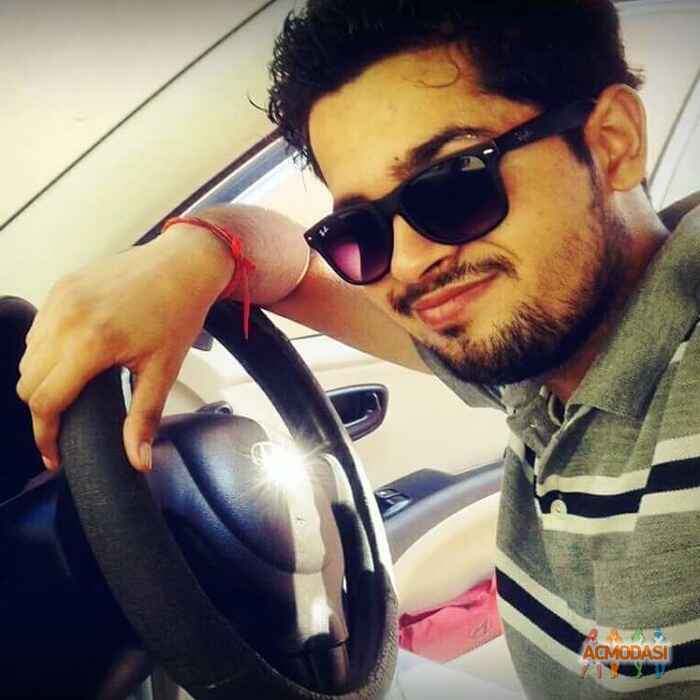 Paras   photo №34190. Uploaded 12 December 2015