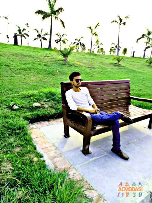 Mohd Saud   photo №102965. Uploaded 01 May 2017