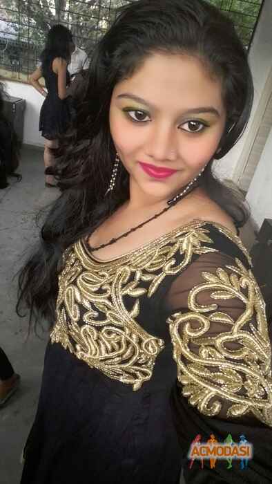 Sana  Shaikh photo №45310. Uploaded 09 February 2016