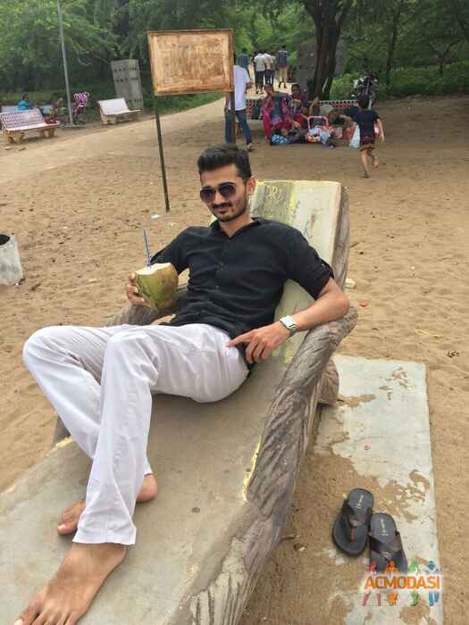 sanket Chauhan Rameshbhai photo №96213. Uploaded 18 February 2017