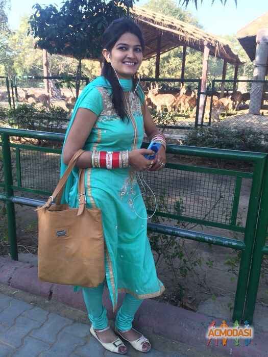 Rashmi  Upadhyay photo №74968. Uploaded 09 September 2016