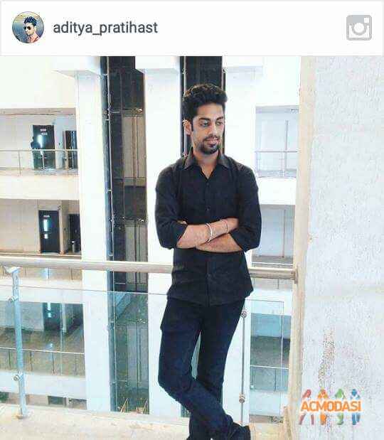 Aditya  Pratihast photo №83345. Uploaded 09 November 2016