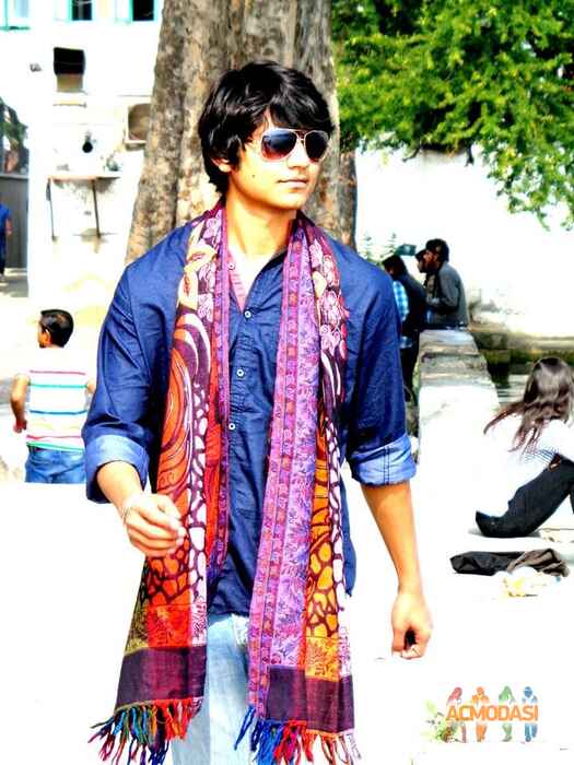 Himanshu   photo №17879. Uploaded 30 August 2015