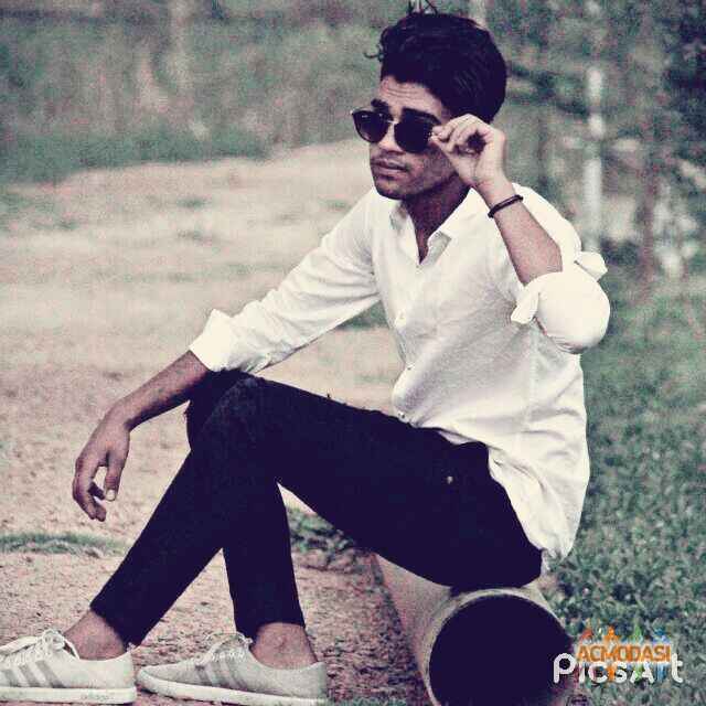 Shahrukh Gugu Khan photo №104923. Uploaded 24 May 2017