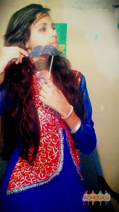 Jasmine Kaur Korhey photo №104204. Uploaded 17 May 2017