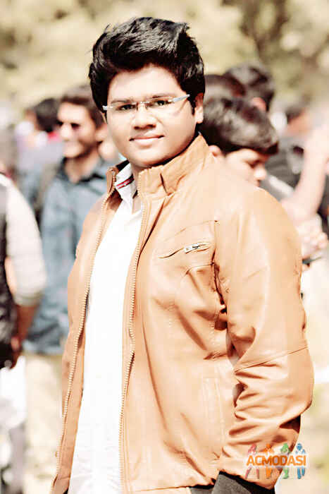 Karan Mukeshbhai Vaghasiya photo №53269. Uploaded 06 April 2016