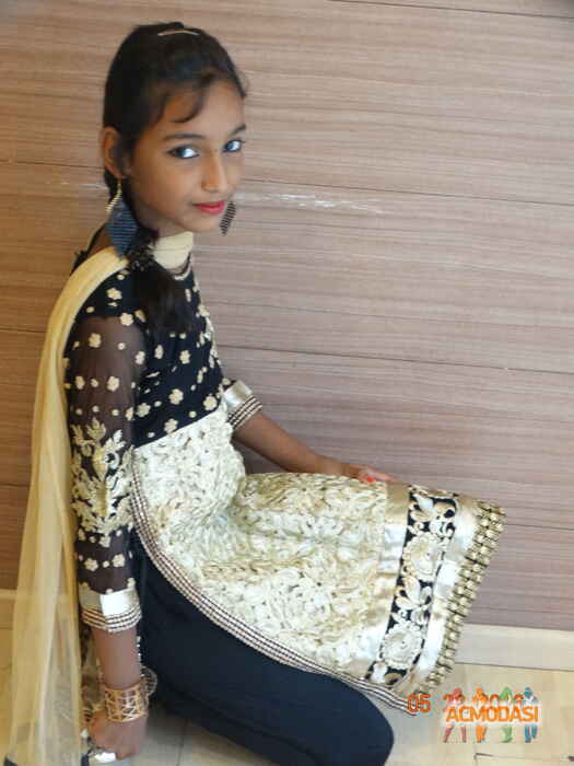 Larissa Anthony Fernandes photo №85361. Uploaded 27 November 2016