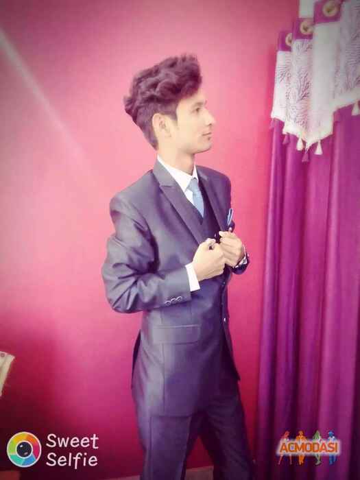 Suraj  Raway photo №109162. Uploaded 17 August 2017