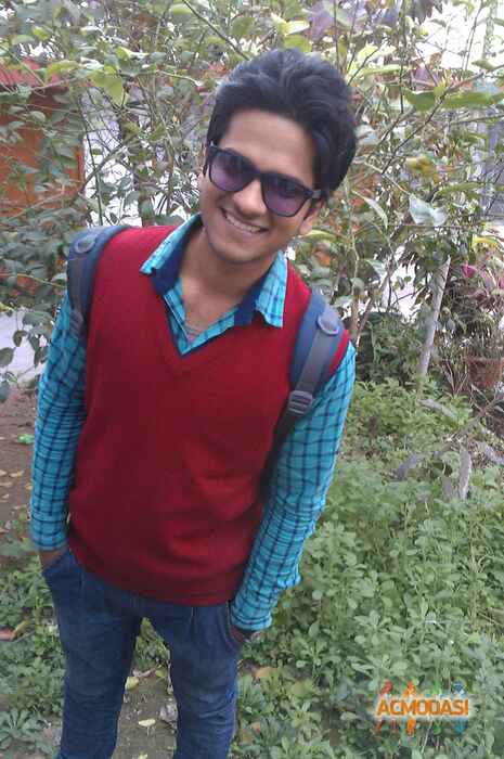Vimal  Maurya photo №24042. Uploaded 10 October 2015
