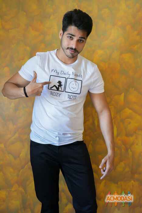 Vikram   photo №4979. Uploaded 08 June 2015