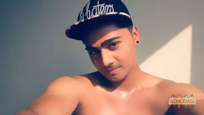 Jimmy Himmatsinh Gameti photo №50502. Uploaded 15 March 2016