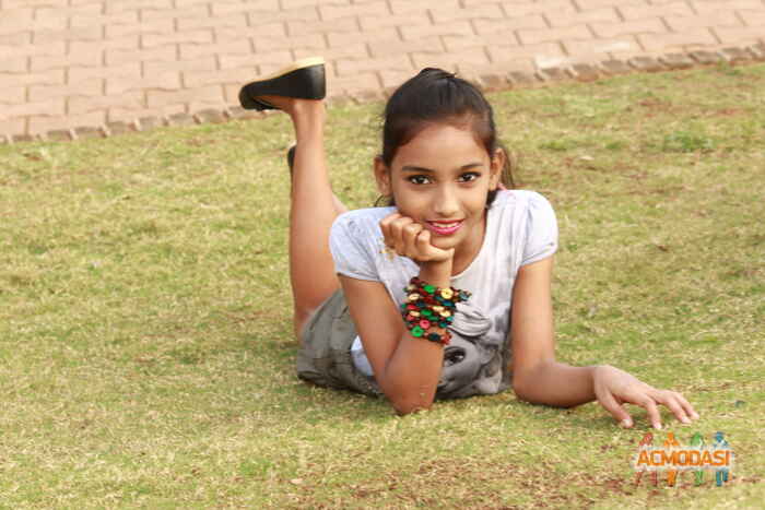 Larissa Anthony Fernandes photo №85364. Uploaded 27 November 2016