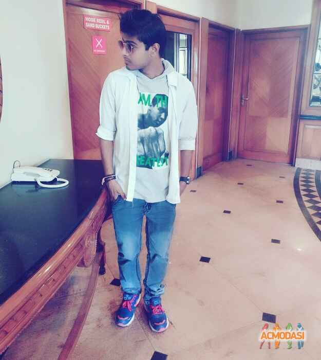 Prateek   photo №99319. Uploaded 29 March 2017