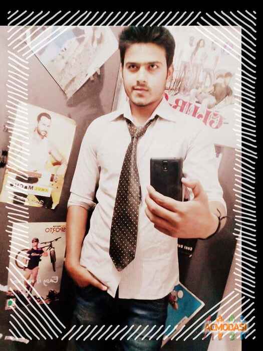 Divyansh  Mishra photo №56337. Uploaded 27 April 2016