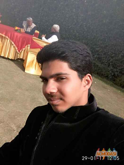 Naman Geet Parashar photo №94342. Uploaded 03 February 2017