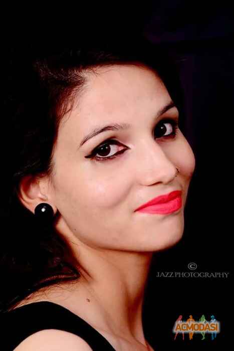 Annu  Singh photo №101845. Uploaded 22 April 2017