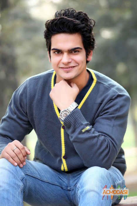 achintay  sharma photo №100340. Uploaded 08 April 2017