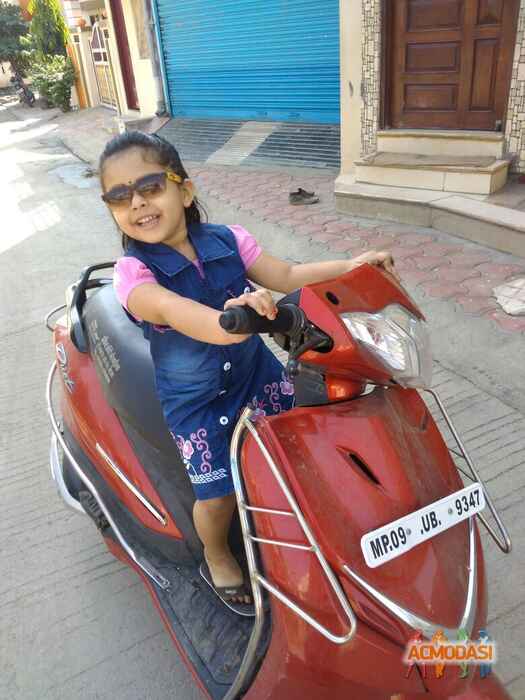 Reshmitha  Mada photo №112470. Uploaded 24 November 2017