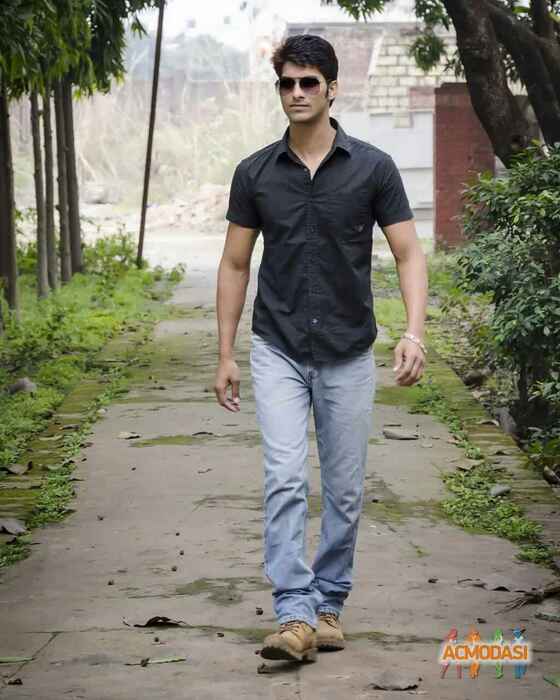 Gaurav   photo №24925. Uploaded 17 October 2015