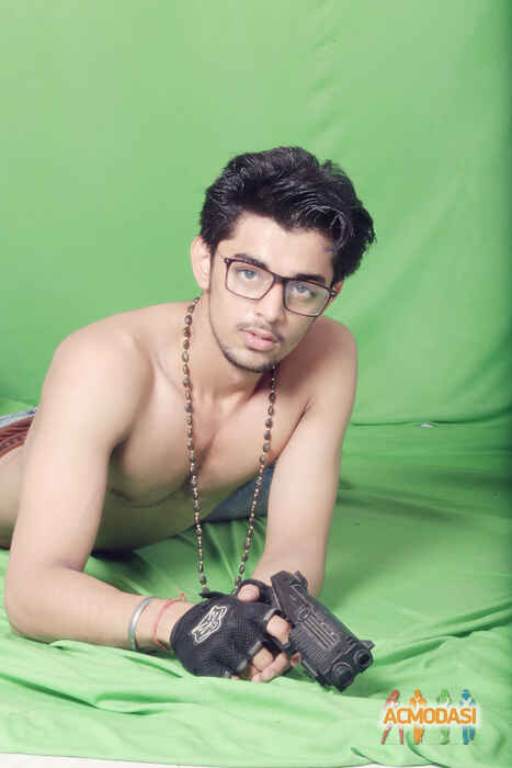 Gaurav bari  photo №79901. Uploaded 15 October 2016