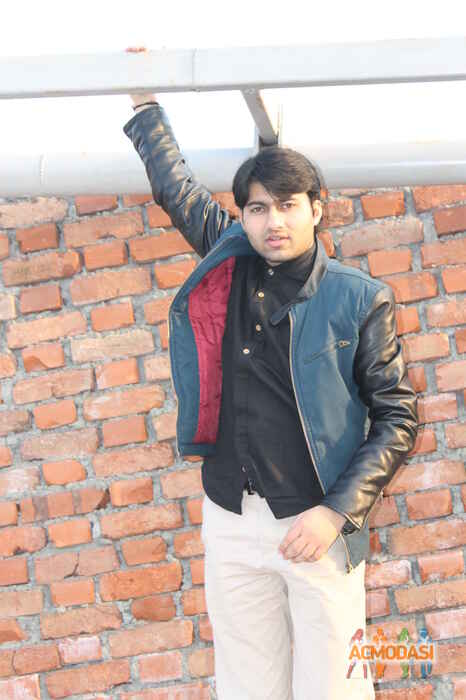 Saket  Pandey photo №25867. Uploaded 25 October 2015