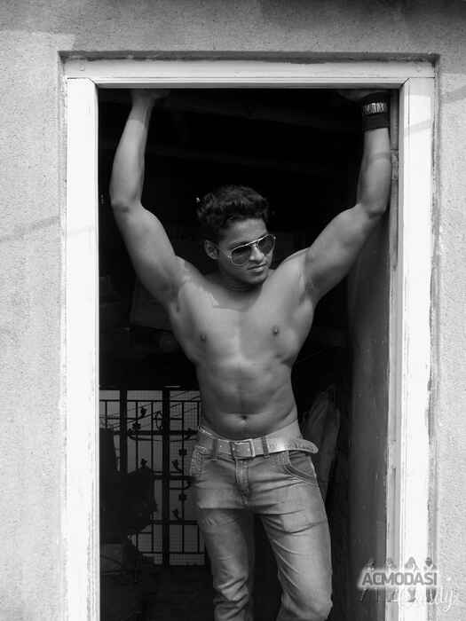 devdeep nandi   photo №53068. Uploaded 05 April 2016