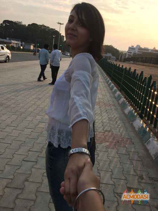 shivani  suri photo №93221. Uploaded 25 January 2017