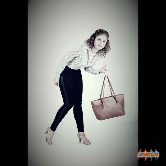 minoshka noella dsouza photo №101140. Uploaded 18 April 2017