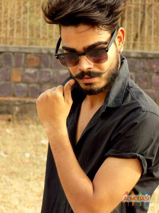 gajendra pratap singh photo №98678. Uploaded 17 March 2017
