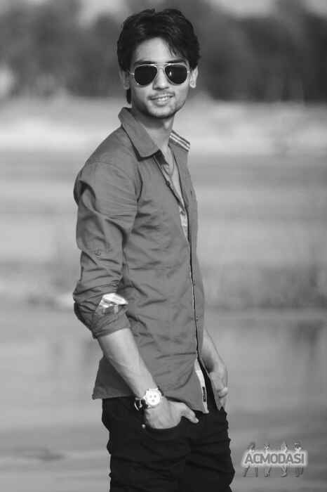 Saurav   photo №36200. Uploaded 25 December 2015