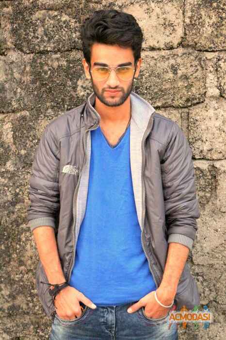 Lalit Malviya Punaram Malviya photo №73280. Uploaded 29 August 2016