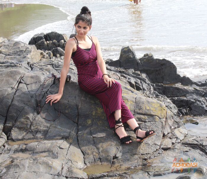 deeksha singh janmejya photo №122709. Uploaded 29 May 2020