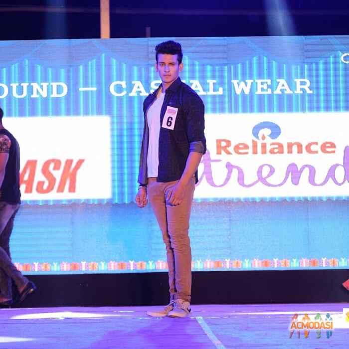 GITESH DHAWAN gitesh Dhawan photo №49027. Uploaded 04 March 2016