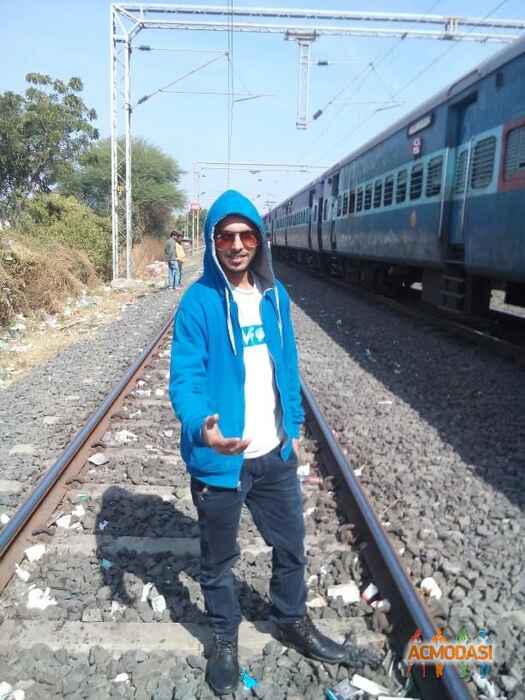Vikram Singh (Vicky photo №11181. Uploaded 20 July 2015