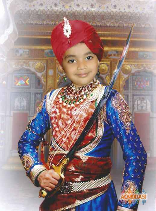 Suryansh   photo №35165. Uploaded 19 December 2015