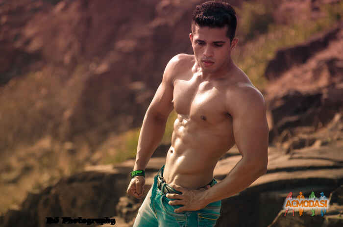 Elhaam Hanif Shaikh photo №53039. Uploaded 05 April 2016