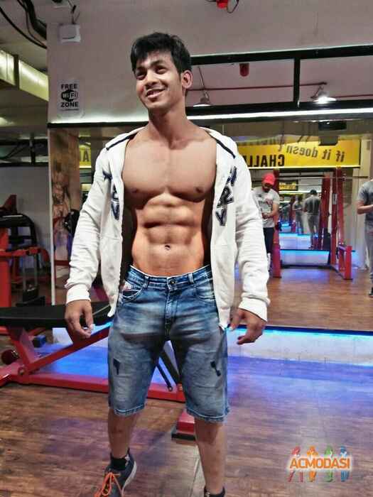 faiz chowdhry   photo №101839. Uploaded 22 April 2017