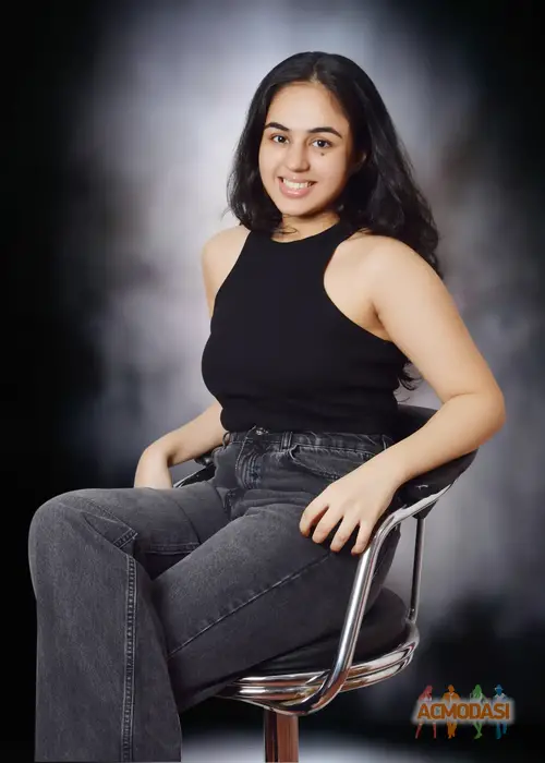 Vishakha  Singh photo №126217. Uploaded 01 December 2025