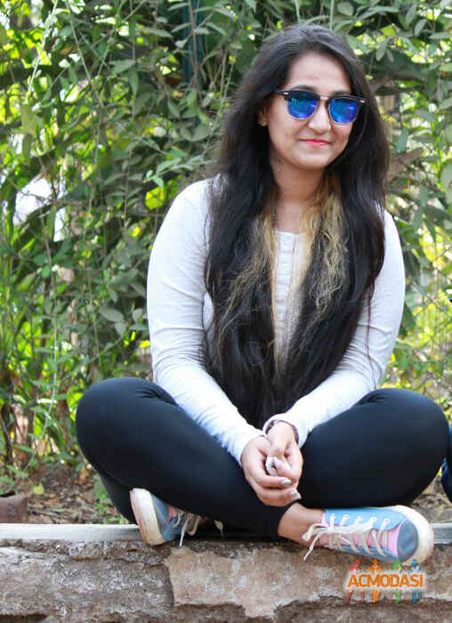Shweta Mukesh Padharia photo №58937. Uploaded 16 May 2016