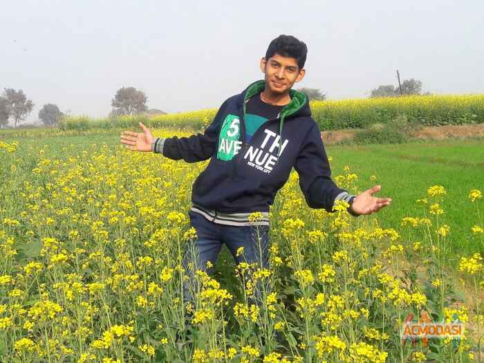 Shivam  Saxena photo №91778. Uploaded 15 January 2017