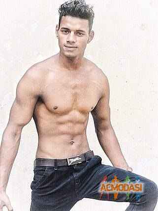 Shivam  Sengar photo №106002. Uploaded 07 June 2017